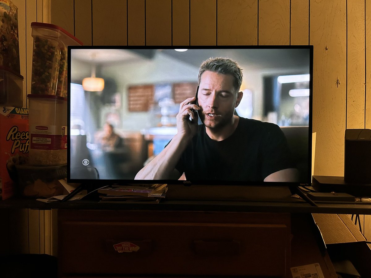 yuppstwars's tweet image. Football 🏈 is over for me fir now !!! #cbstracker…#tracker!!! @justinhartley !!! The gang is all here ..!!! #cbsunday..!!!