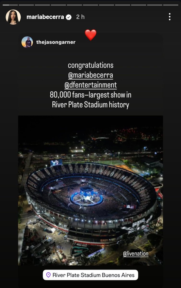 Jason Garner, ex CEO de Livenation felicitando a Maria Becerra y DF por los River 360. 🔥