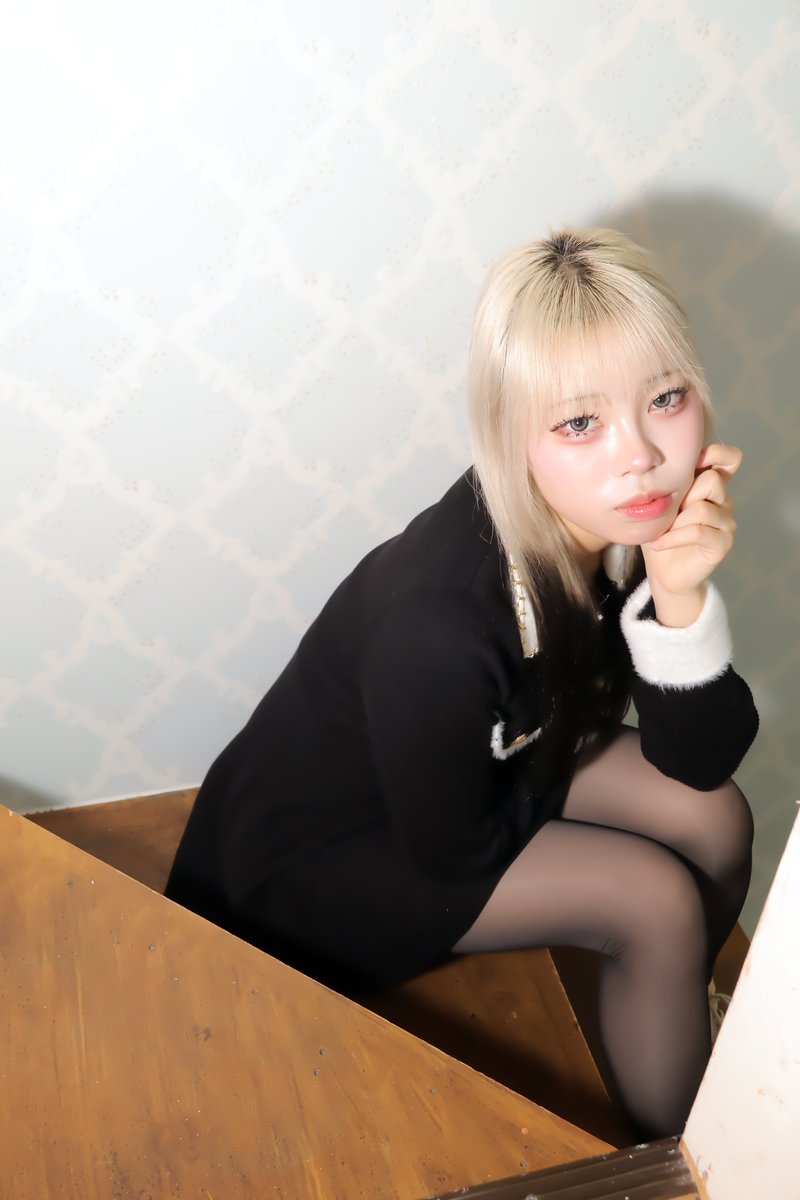 【2026/1/2 16:00掲載分】
12/14 スタジオ ネロリ  19/32
#PhotoFleur撮影会 #フォトフル (<a href="/photofleur_/">PhotoFleur撮影会</a>)
model: #瀬野ありす さん (<a href="/Alice_Fleur_/">瀬野ありす_Fleur</a>  )
#非時香果フォト

Canon EOS R10
SIGMA Contemporary 16-300mm F3.5-6.7 DC OS

【送信側】
JINBEI ワイヤレストリガー TR-Q8
【受信側】
JINBEI