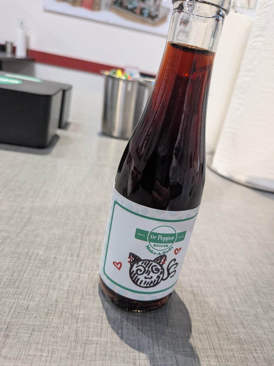 Flora also made a quick visit to the Dr. Pepper museum on our way home! ❤️

Pomegranate + vanilla flavor tastes yummy actually, wild (I just wanted something red lmao)