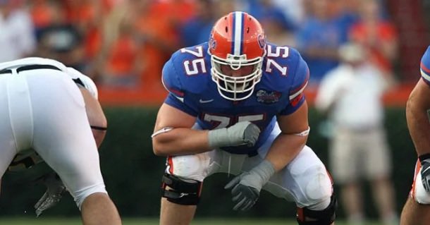 BigSean_74's tweet photo. Blessed to be re-offered by the University of Florida🐊 @CoachTrautFB @CoachJonSumrall @CoachJMolina @CoachGroody17 @JCGoldenRams https://t.co/uX8yR8tCrv