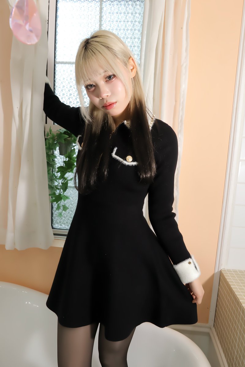 【2026/1/5 16:00掲載分】
12/14 スタジオ ネロリ  22/32
#PhotoFleur撮影会 #フォトフル (<a href="/photofleur_/">PhotoFleur撮影会</a>)
model: #瀬野ありす さん (<a href="/Alice_Fleur_/">瀬野ありす_Fleur</a>  )
#非時香果フォト

Canon EOS R10
SIGMA Contemporary 16-300mm F3.5-6.7 DC OS

【送信側】
JINBEI ワイヤレストリガー TR-Q8
【受信側】
JINBEI