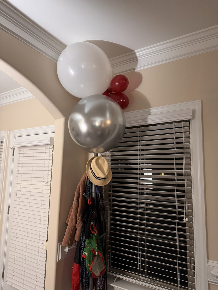 KaysLaw07's tweet image. Grateful to be here another year. #Chapter45 #SagSeason