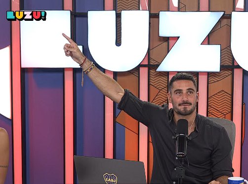 Y si Paula, los bots siempre vamos a votar por Luzu

 #MartinFierroStreaming