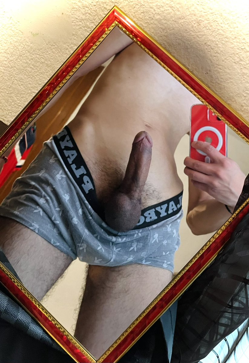 Bunnyloveed tweet media