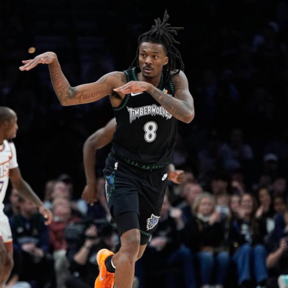 TWolvesLead's tweet photo. BONES HYLAND TONIGHT

▪️ 18 POINTS
▪️ 6/10
▪️ 5 ASSISTS
▪️ 3 REBOUNDS
▪️ 1 BLOCK
▪️+10 https://t.co/rubW1xJBH8