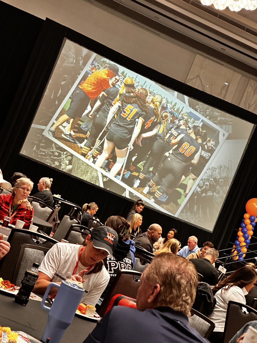 UJSoftball's tweet photo. Coach Kevin Gall was recognized at
NFCA 42nd annual national convention in Las Vegas. 

700 victory earned by his team in Feb 2025 in the Nelson Family bubble vs Mayville State https://t.co/G2p9d8NAkC