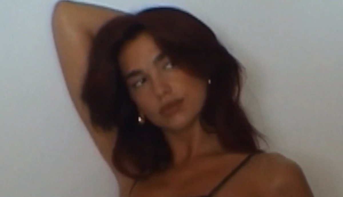 Dua Lipa’s face card >>>