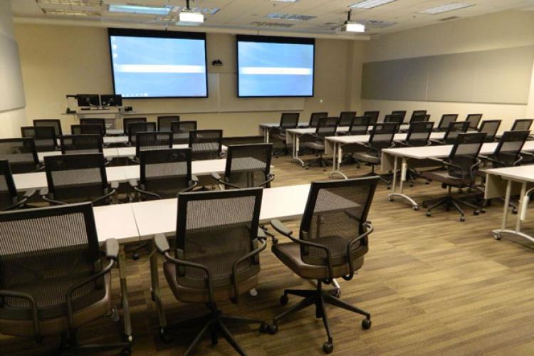 LouellaDeVil tweet media