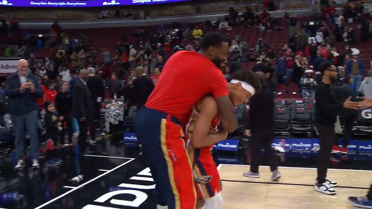 Jose & DJ showing all the love to Jeremiah 🥹 