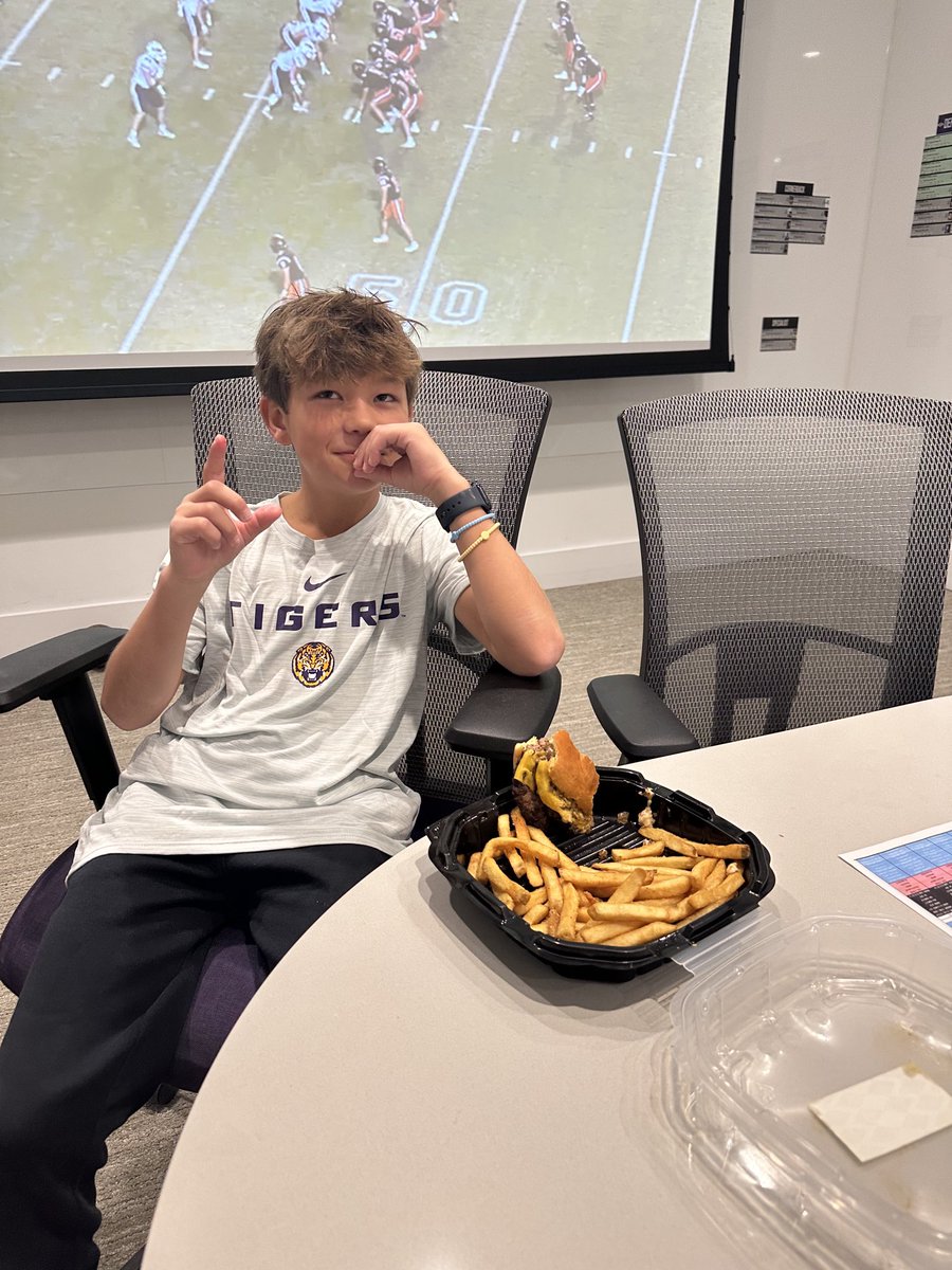 Lane_Kiffin's tweet photo. Sunday nite film grind!! https://t.co/RIeI64GzSq