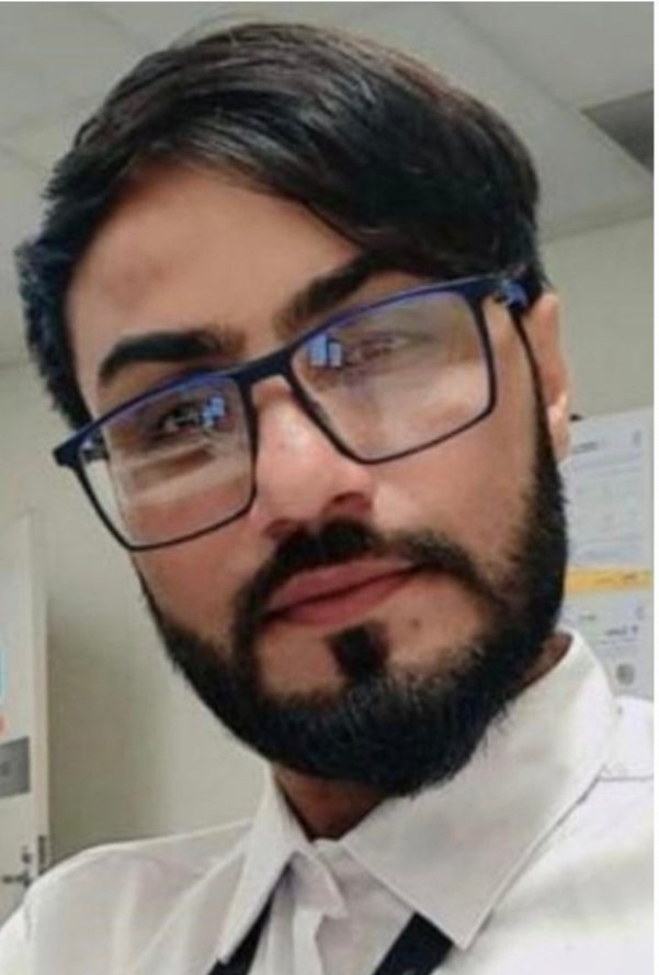 PeterWMurphy1's tweet photo. #BondiJunction stabbing
13Apr2024: Ahmadi Muslim refugee Faraz Tahir was killed defending women.
#BondiBeachShooting
14Dec2025: Unarmed bystander, Muslim father of 2, Ahmed al Ahmed disarmed one of the gunmen. He was shot twice by the other gunman but is recovering in hospital. https://t.co/WIrk2Lqgdo