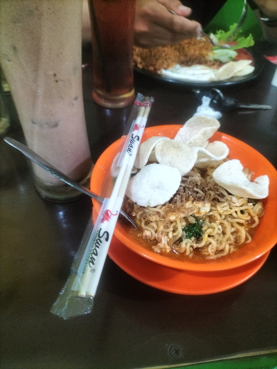 20 000 ( mie Bangladesh)

Repost end like 

Folow