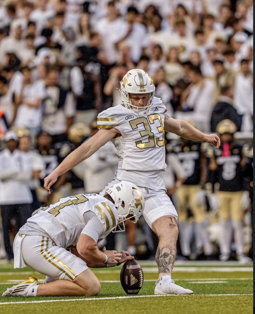 georgiatechd1's tweet image. NEW YORK GIANTS 

REMEMBER YALL HAVE AN OPPORTUNITY TO DRAFT/SIGN ONE OF THE BEST KICKERS IN CFB 

automatic every time 
@Birrskiii