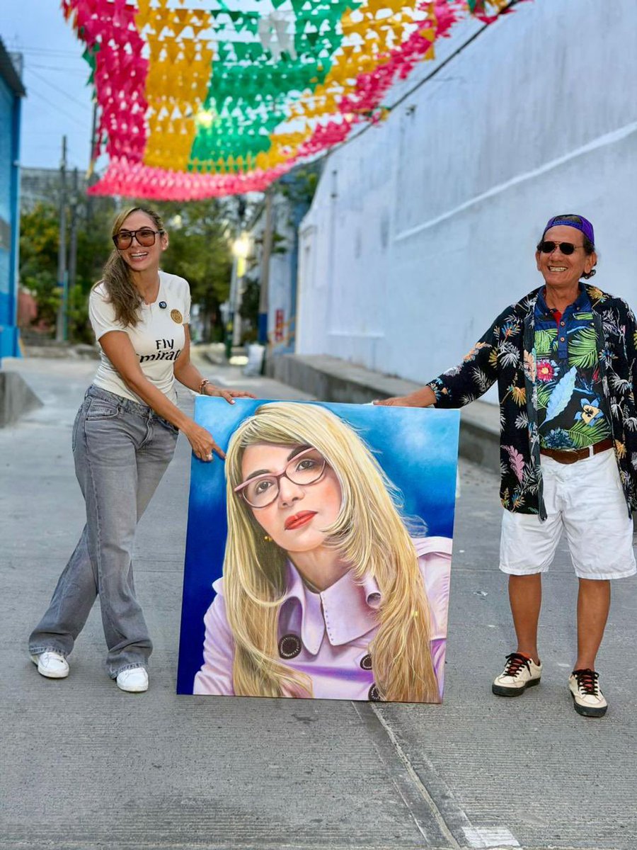 🎨 El Museo a Cielo Abierto de Barrio Abajo sigue creciendo! 

Hoy caminamos sus calles con los artistas y la comunidad, celebrando el arte que es identidad, homenaje a la tradición que une y transforma nuestra ciudad. Espérenlo muy pronto! 🙌🏻🖼️ <a href="/alcaldiabquilla/">Alcaldía de Barranquilla</a>