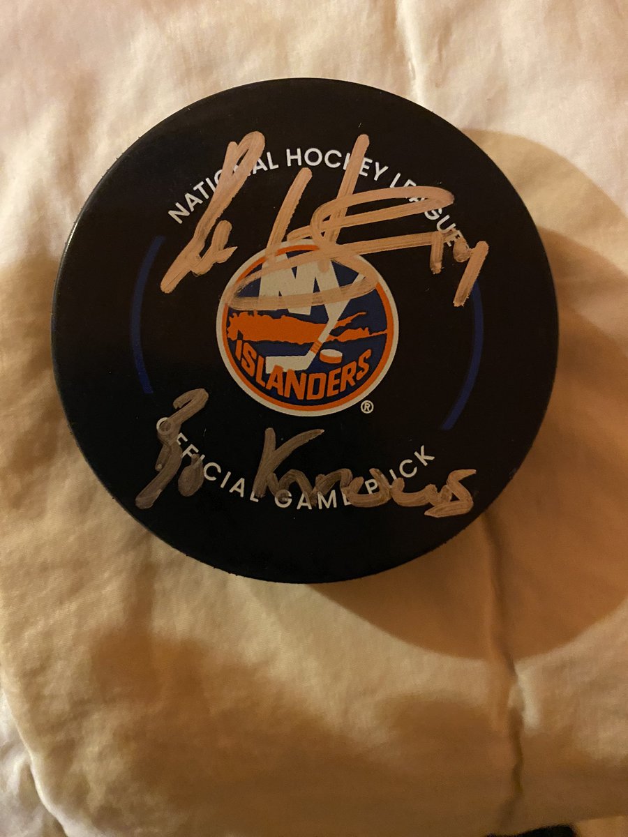 Ho-Ho-Horvat!  A reminder about our next #isles watch party!   First person to show up gets an autographed Bo Horvat picture!  The person who picks the first Isles goal scorer will get an autographed Horvat puck… I can tell you that for free!

#IslesNation #IslesMeetups #LGI