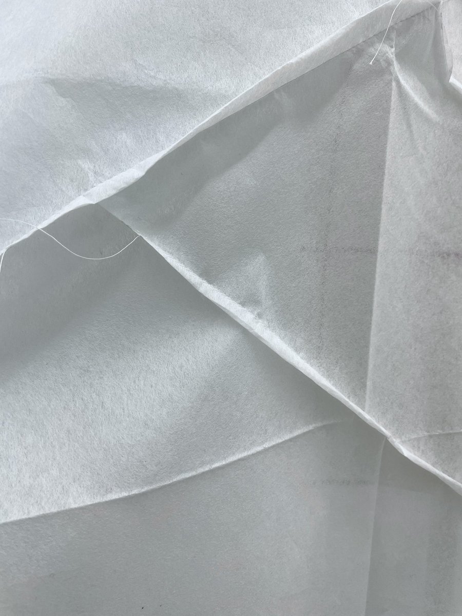 フィッティング。
上からペインティングできるように紙のような素材🎨