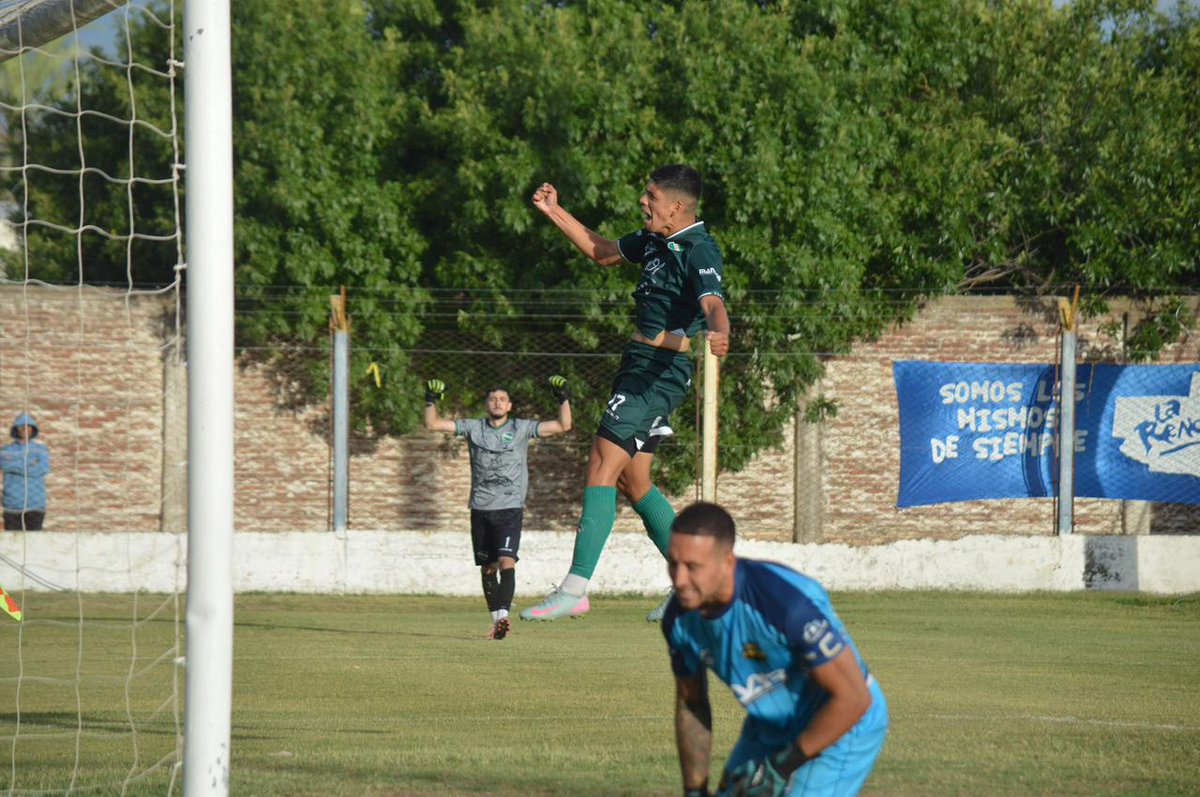 lmdeportiva.com.ar/10647-2/
<a href="/FerroDeLaPampa/">Ferro Carril Oeste</a> venció por penales a <a href="/allboysprensa/">All Boys La Pampa</a> y continúa en el <a href="/TorneoRegional/">TorneoRegional_</a>