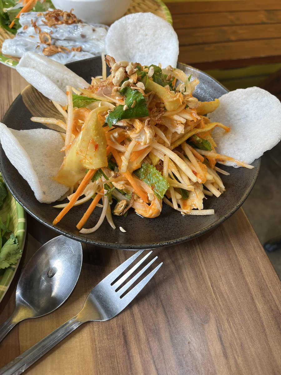 MikeKennedy1906's tweet image. Sensational Vietnamese street food at new cafe opened by a friend of Huy’s in #Springvale. Opening another on in Russell St in the CBD in first half of 2026.