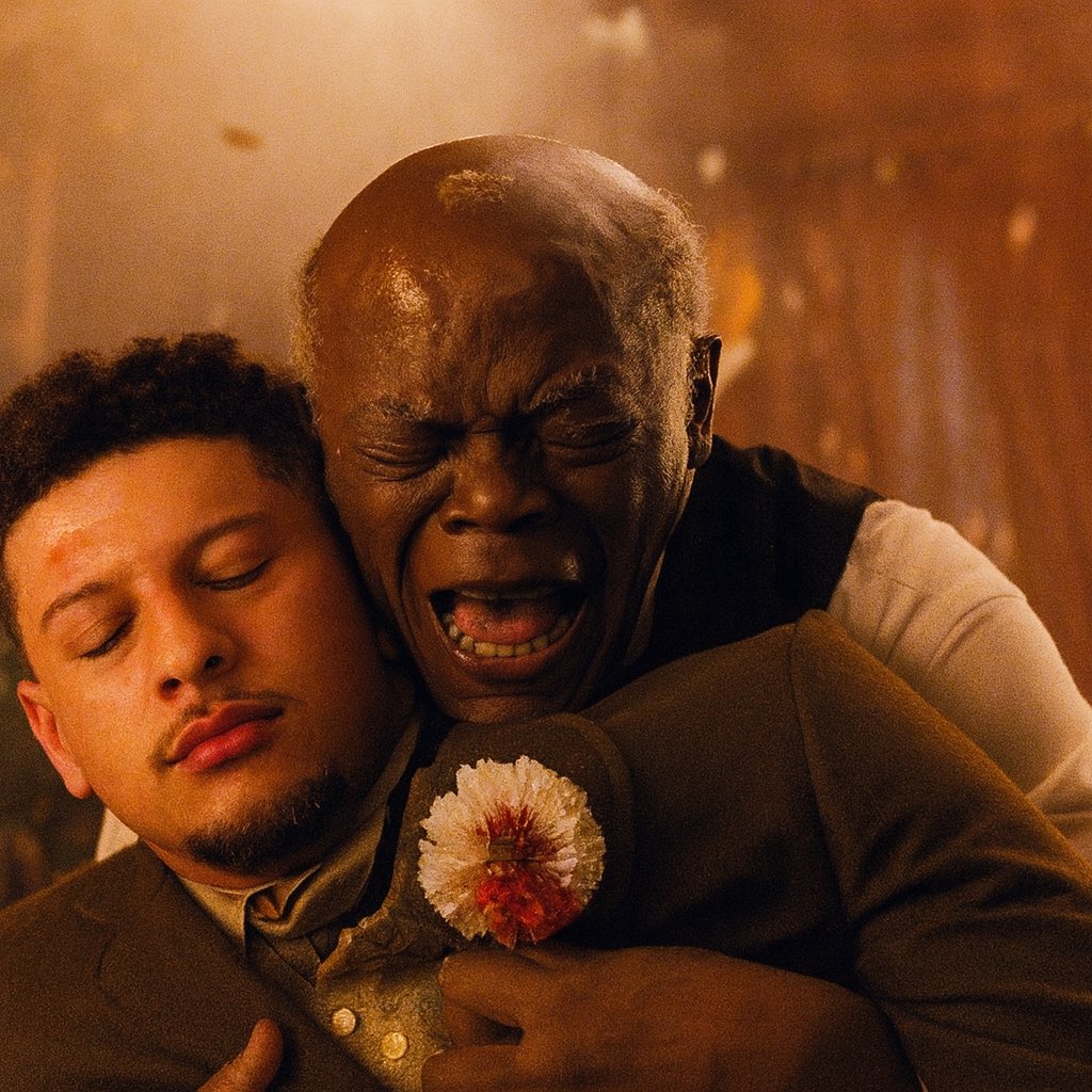 HaterReport_'s tweet image. Cris Collinsworth after he found out Patrick Mahomes was out for the season