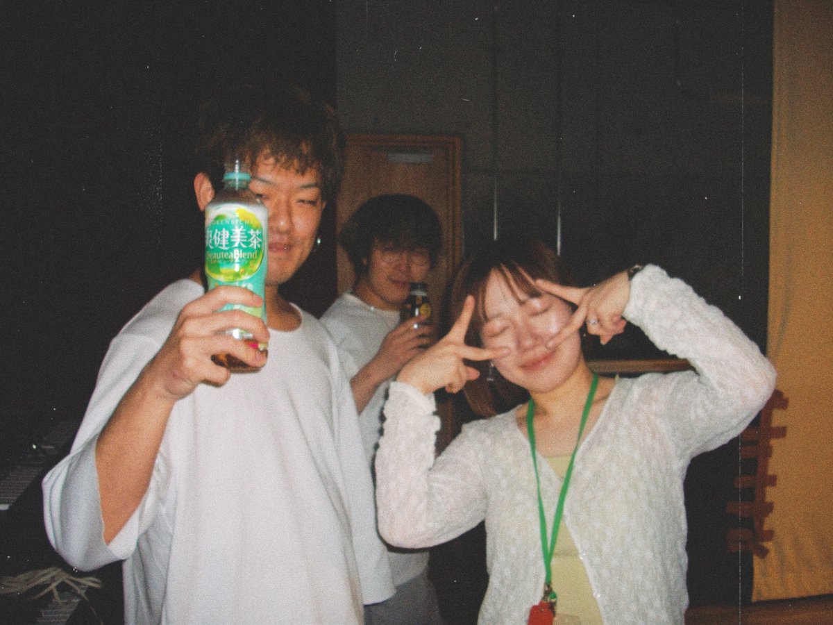 __light__writer's tweet photo. KURISAWA MUSIC LIVE Vol.1 ありがとうございました🥰 https://t.co/1KnBRa8Nho