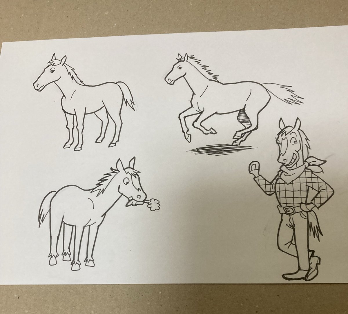 今日は子供向けのイラスト教室に行くので、「お手本」を準備。 