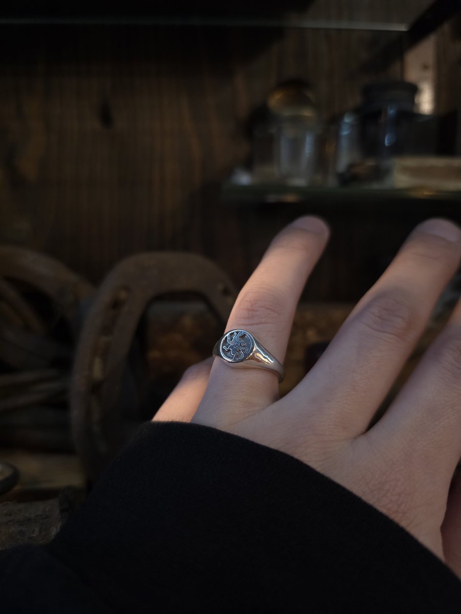 BLIND RABBIT 
Member's ring A
¥8800

本日も宜しくお願いいたします。
instagram.com/p/DSRK5x4krQd/…