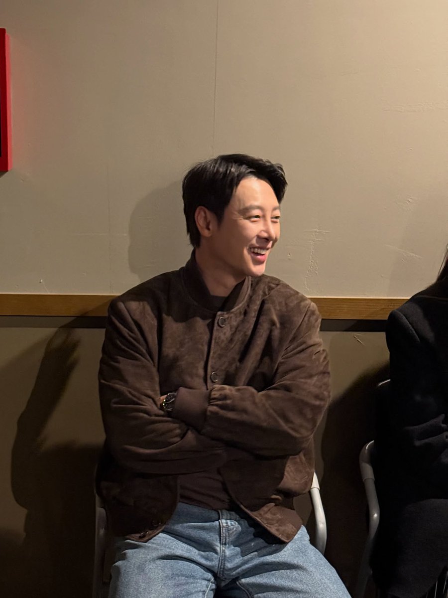 동욱님 잘생기셨네요😳