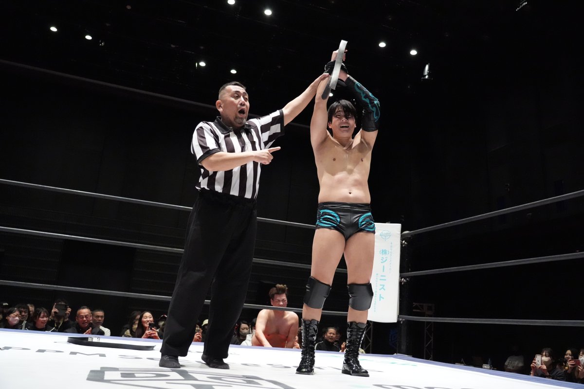 ddtpro's tweet photo. 【宮城大会ハイライト】上野との無差別前哨戦でも消極的な正田に、パートナーの石田が喝！／地元凱旋試合のMAO、夢めっせ本館進出、さらに仙台サンプラザでのビッグマッチ開催を目指す宣言／To-yがオープン・ザ・ドリームメッセ王座（非公認）の初代王者に

https://t.co/hYBurRXtaN
#ddtpro https://t.co/8vNhDNNE7e