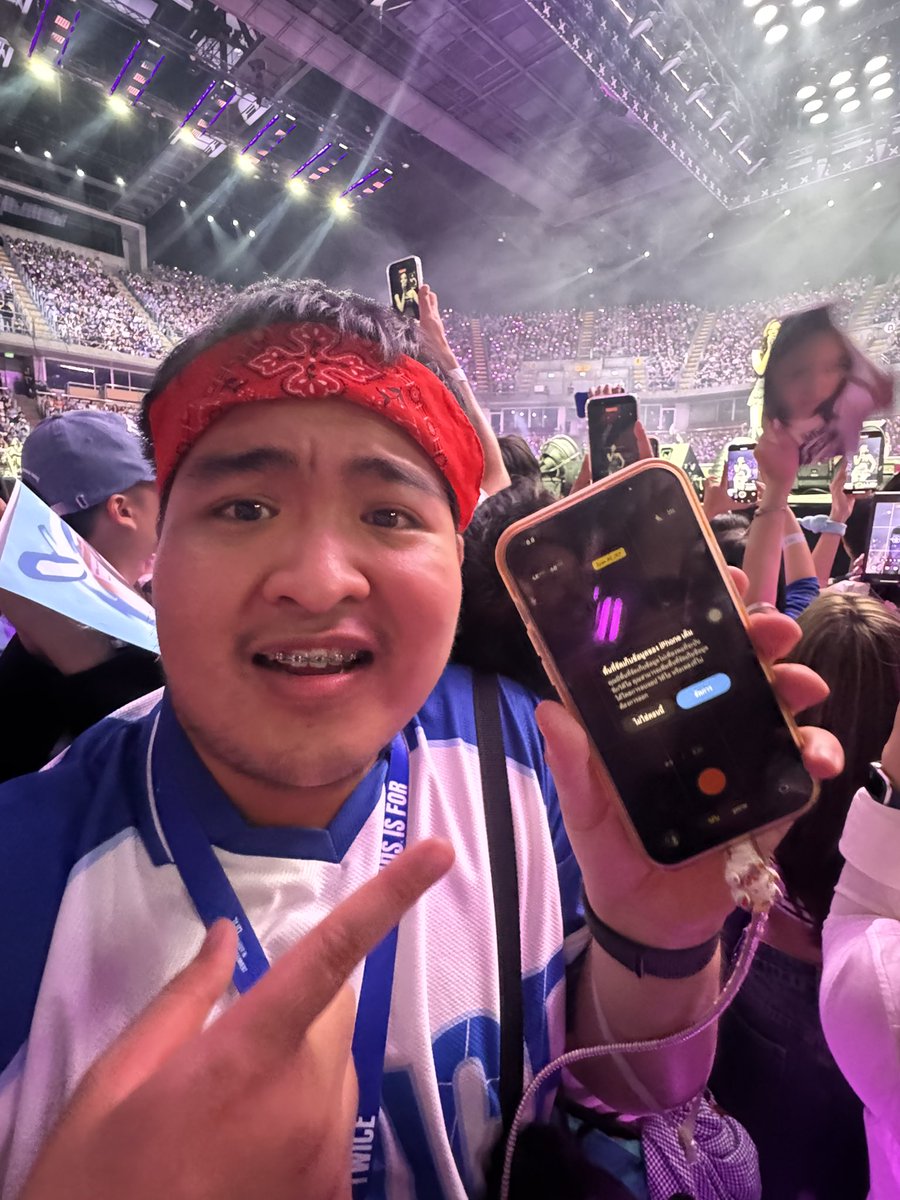 เหตุการณ์นี้มันได้เกิดขึ้นกับผมแล้วทุกโค้นนน
#TWICE_THISISFOR_WORLD_TOUR 
#TWICE_THISISFOR_WORLD_TOUR_IN_BANGKOK