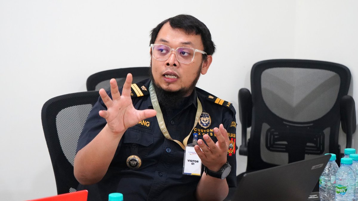 Bea Cukai Tanjung Perak tweet media