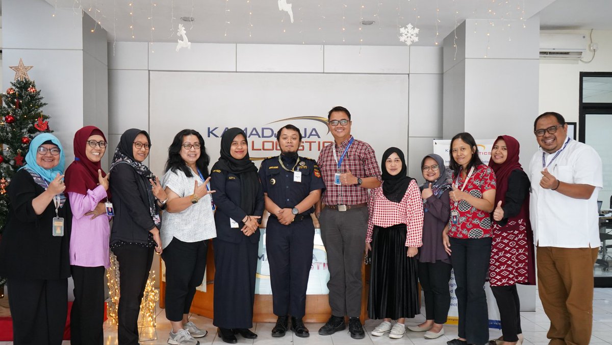 Bea Cukai Tanjung Perak tweet media