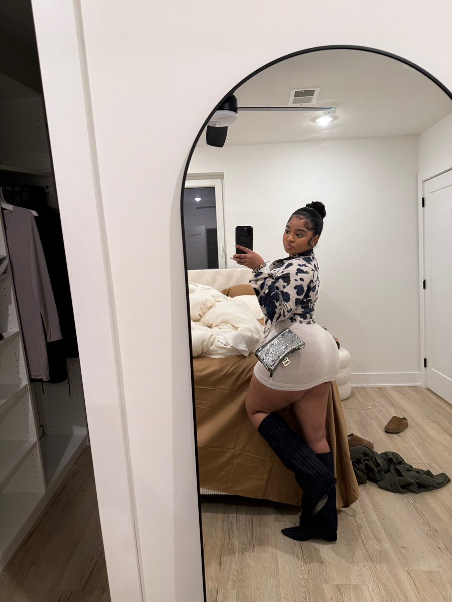 💋