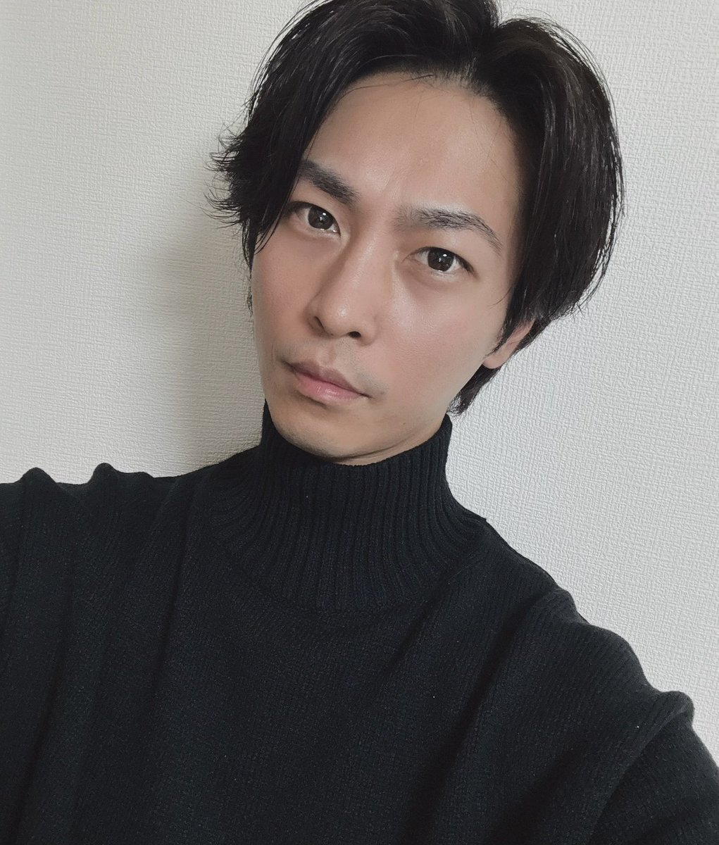 タートルネックを着る季節になったね