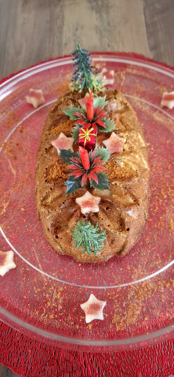 Gâteau à la crème de spéculoos et à la poire toc-cuisine.fr/2025/12/gateau… via <a href="/TocCuisine/">toc-cuisine</a>