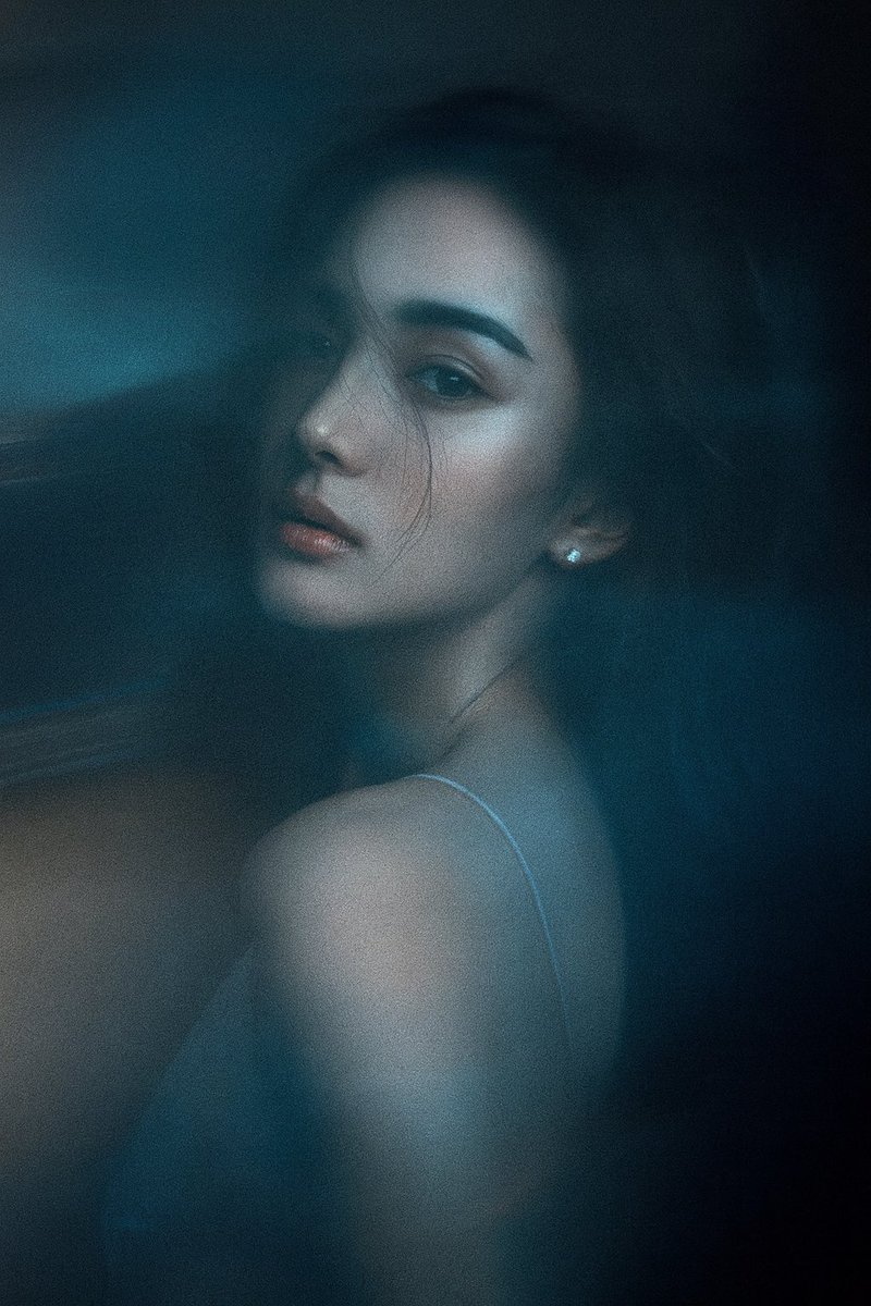 FOOM lagi nyiapin sesuatu nih, penasaran nggak? Ada yang mau juga foto profilnya ditransform jadi kayak gini FOOMers?