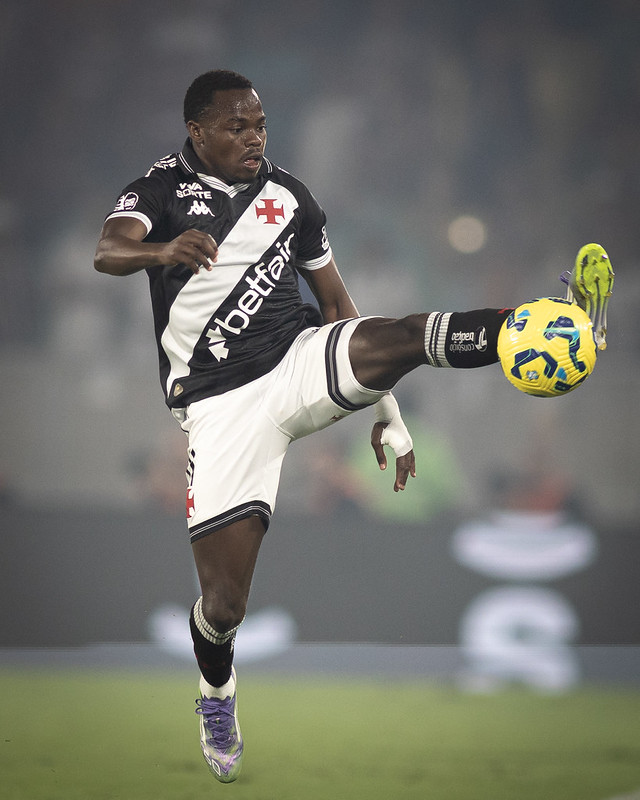 Gustavo Dias tweet media