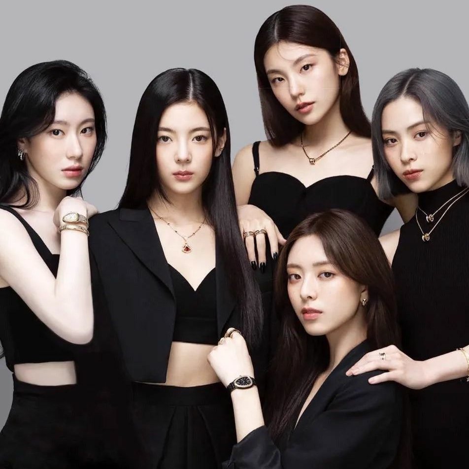 6 years ago today, ITZY achieved the 'Rookie Grand Slam' — a prestigious accolade given to groups that win Rookie of The Year at all 5 major award shows.

Becoming the first girl group in K-Pop history to ever receive this title.