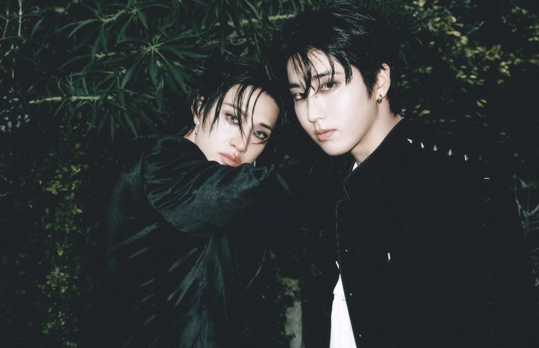 chan's bf 🦷 tweet media