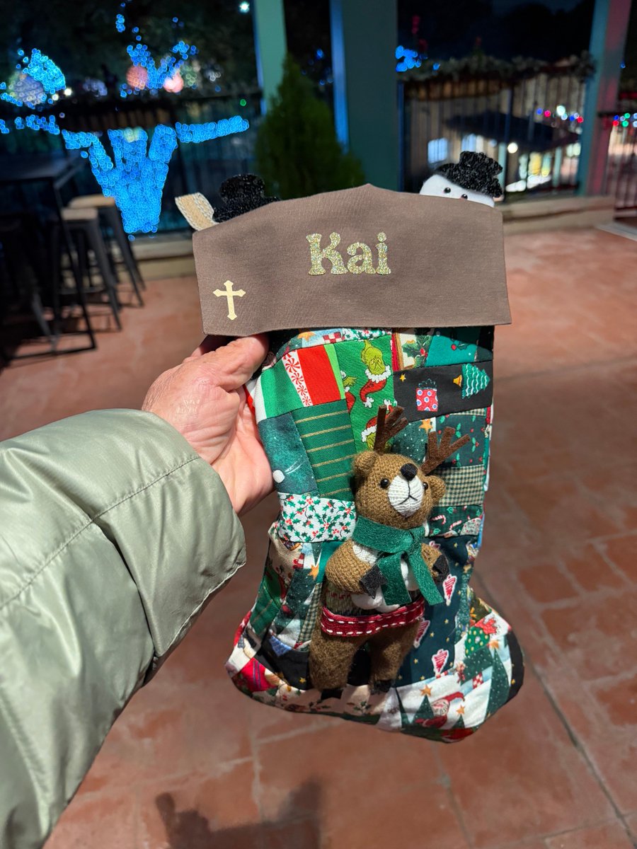 Kai in da Christmas spirit for tonight’s Zoo lights event sponsored by A World for Children. Such and amazing organization, blessed to be part of it and Mrs. Sarah does and amazing job!