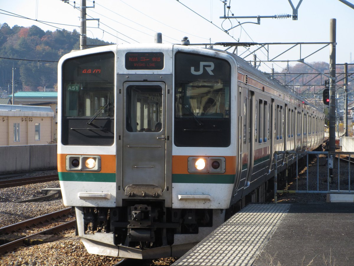 211系デビュー40周年 211系天国の高崎地区はあと何年天国が続くのか