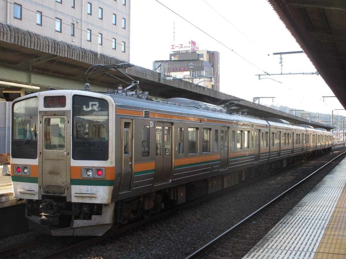 211系デビュー40周年 211系天国の高崎地区はあと何年天国が続くのか