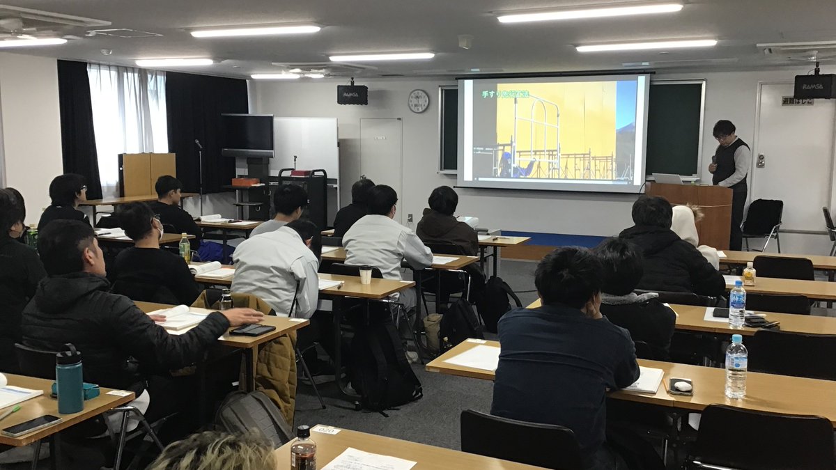 足場の組立て等作業従事者特別教育（6h）を行いました。電気工事の現場でも足場は不可欠です。足場の高さに関係なく、足場の組立て、解体または変更の作業に係る業務を行う作業者には特別教育の受講が義務付けられています。ご安全に！ #足場の組立 #特別教育 #東京都電気工事工業組合