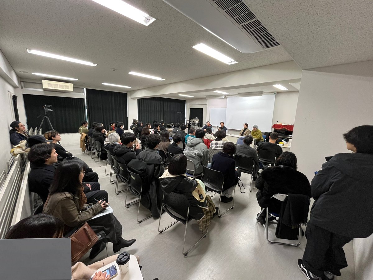 geidai_5's tweet photo. 教員企画シンポジウム『方法論としてのフェス』にご来場くださったみなさま、ありがとうございました。 https://t.co/DV0vhgbf9X