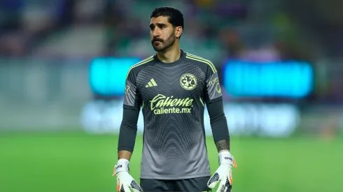 C4RL0S_4DR14N's tweet photo. "No hay pedo que el Toluca sea bicampeón, el América con sus nuevos refuerzos evitarán que logren el tricampeonato"

Los putísimos fichajes que prepara el América: https://t.co/Ywko5LYKtM