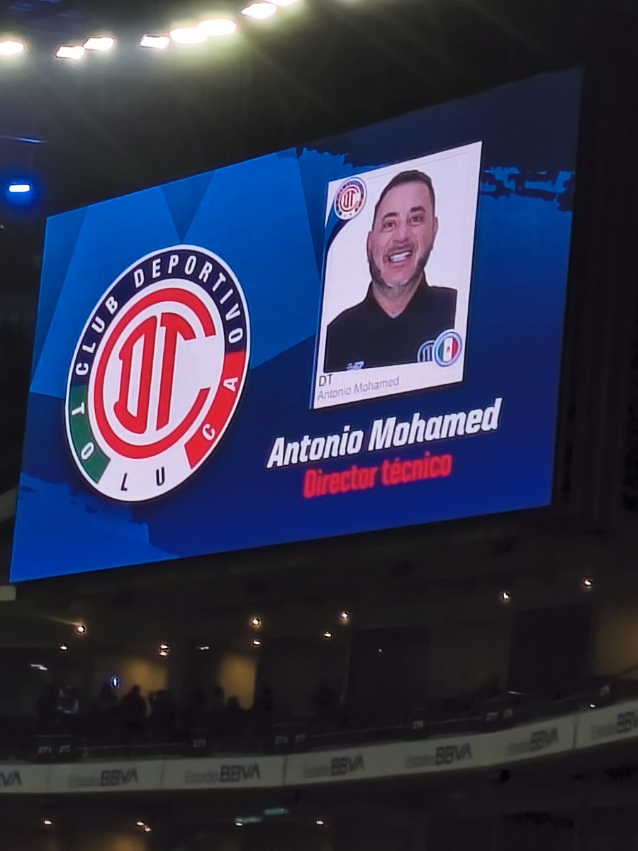 Mohamed eres un ogt te traes al más bulleado x ambas aficiónes regias, te comete un error que casi te cuesta la final, lo mandas a la banca para la vuelta, arriesgas a tu mejor hombre a perderse el mundial en México, sin embargo todo te salió perfecto, de película.