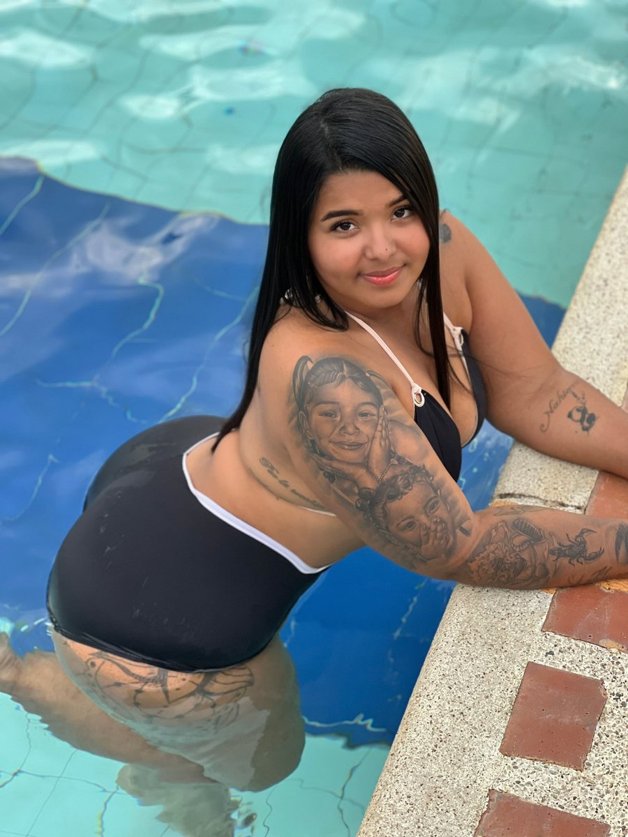 Angieacoss18 tweet media