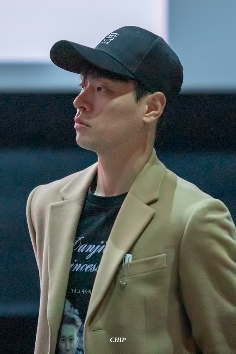 박건은 아주 유명한 북사친임