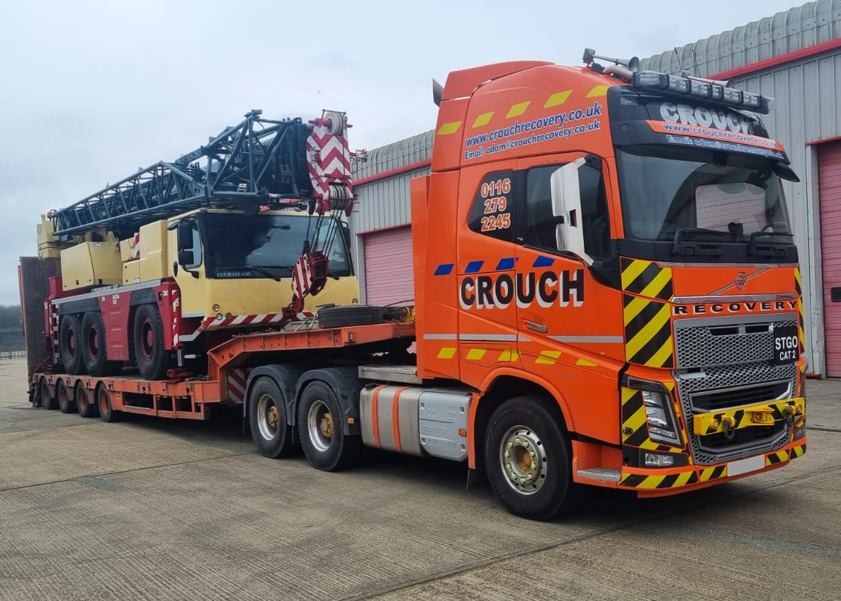 CrouchRecovery's tweet image. Heavy hauling. 💪

#CrouchRecovery #LowLoader #HeavyHauling