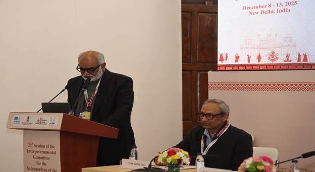 MinOfCultureGoI's tweet image. On the sidelines of the 20th Session of IGC in Delhi, @ignca_delhi, under the aegis of @MinOfCultureGoI, organised an event highlighting Natyashastra’s contemporary relevance titled 'Natyashastra – Synthesis of Theory and Praxis'. (1/3) 

#UNESCO #IGC #ICH #20COM2025